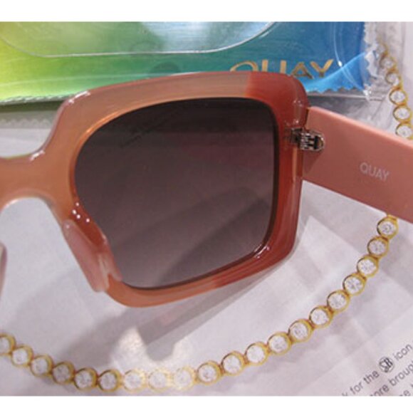 Quay Total Vibe sunglasses - Picture 4 of 11